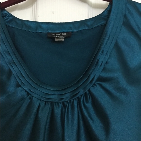 Top - Picture 2 of 2